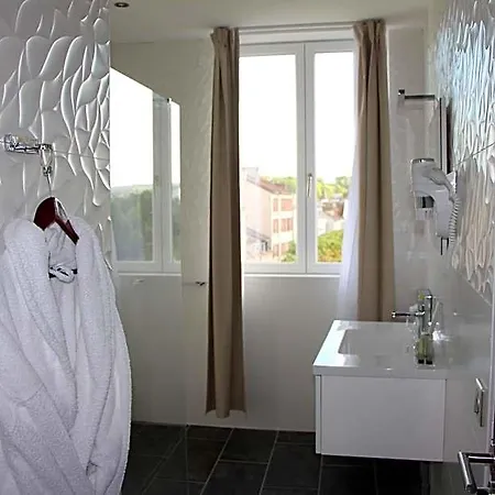 Hotel Hotel L'Esturgeon 4*