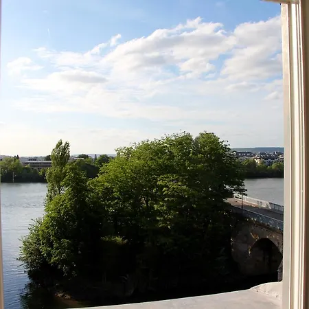 Hotel Hotel L'Esturgeon