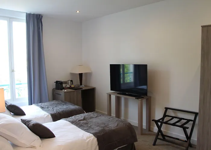 Hotel L'esturgeon Poissy